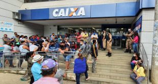 PM fila auxilio emergencial CAIXA Manhuaçu