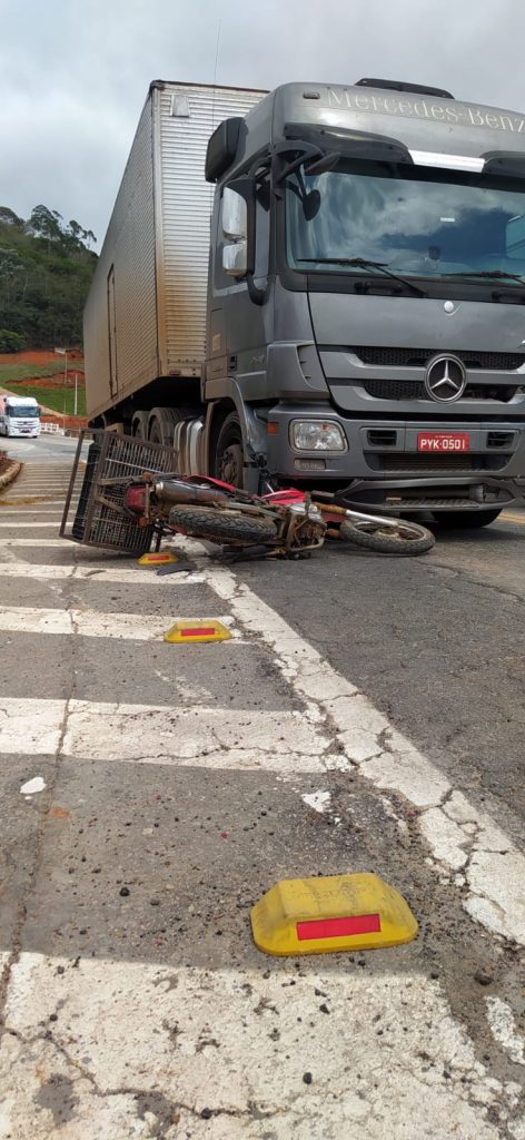 Reduto acidente moto