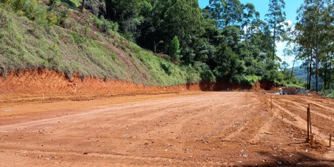 Clube UBA quadras novas 04 26 obras Manhuaçu